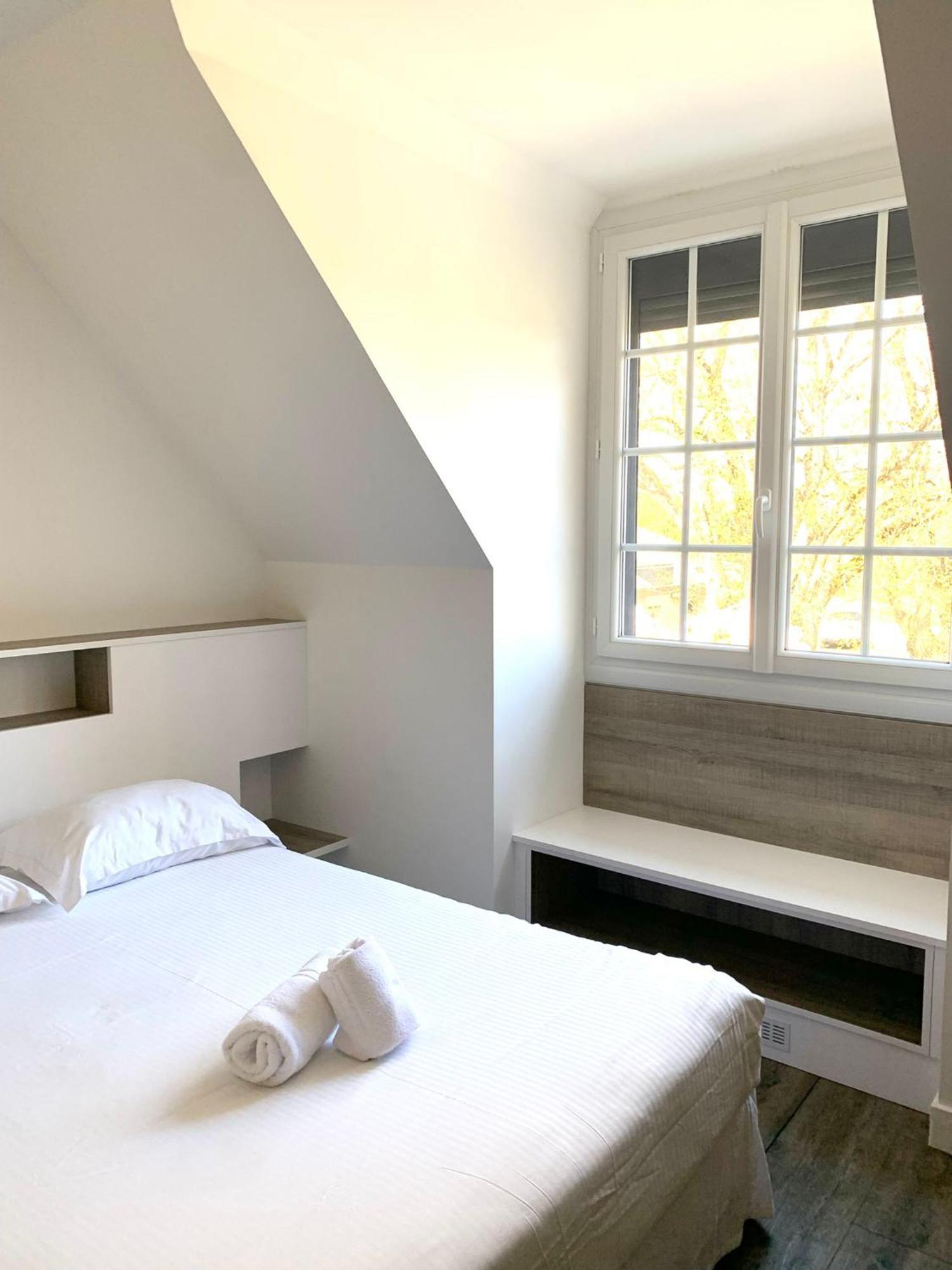 Logis Domaine Du Moulin Cavier Hotel Avrille  Ngoại thất bức ảnh