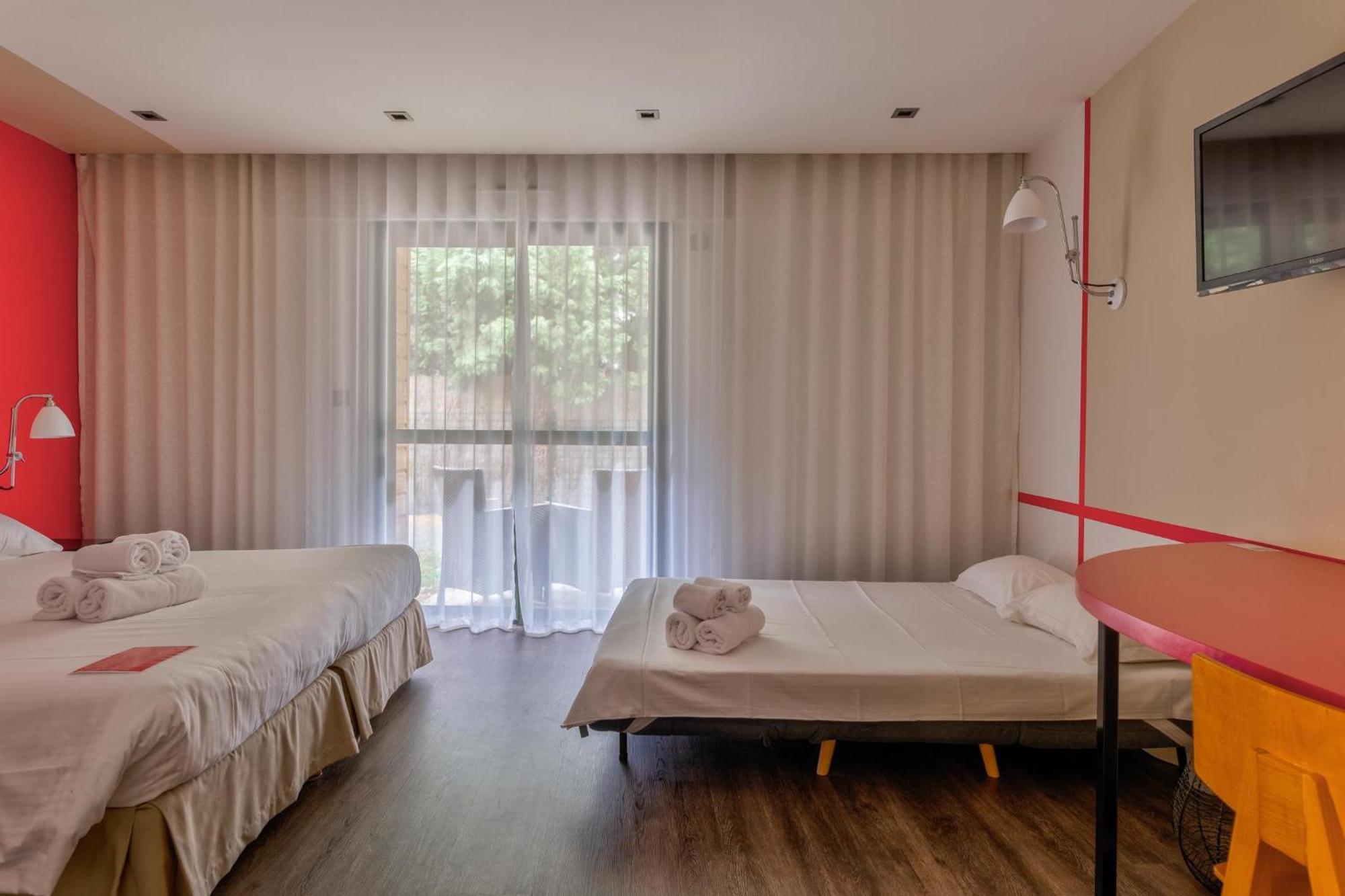 Logis Domaine Du Moulin Cavier Hotel Avrille  Ngoại thất bức ảnh