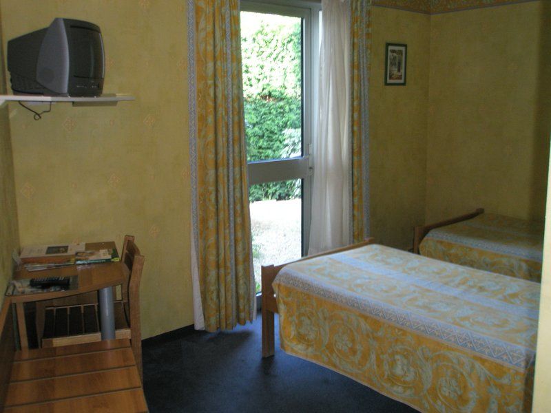 Logis Domaine Du Moulin Cavier Hotel Avrille  Ngoại thất bức ảnh